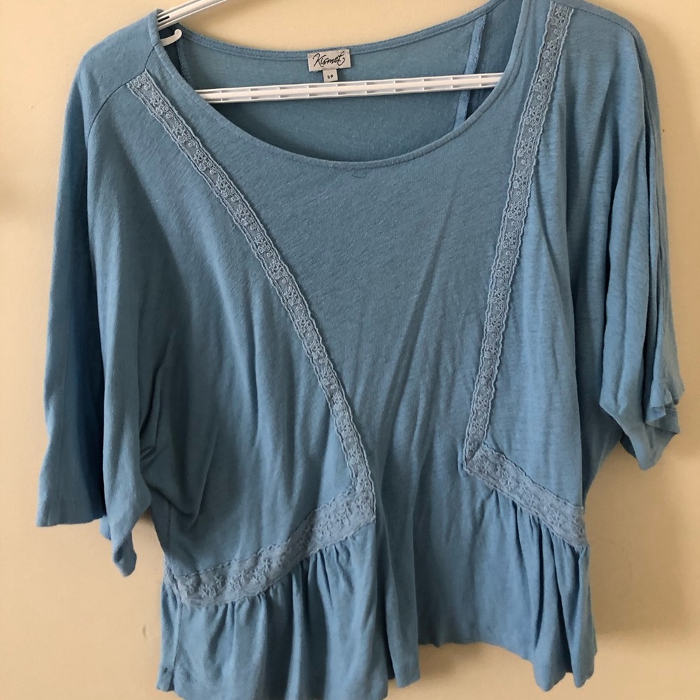 Baby blue mid bicep length tee w/ lace detail